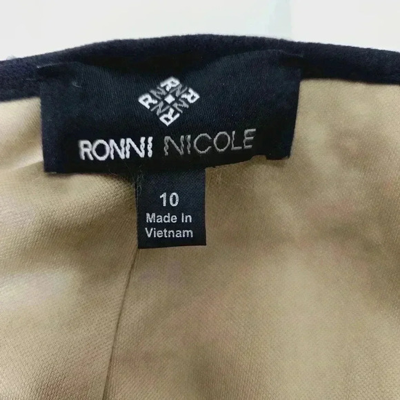 Ronni Nicole Black Lace Overlay Dress Size 10 - Picture 5 of 7